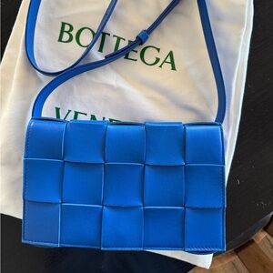 Bottega Veneta Intrecciato Blue Crossbody Bag